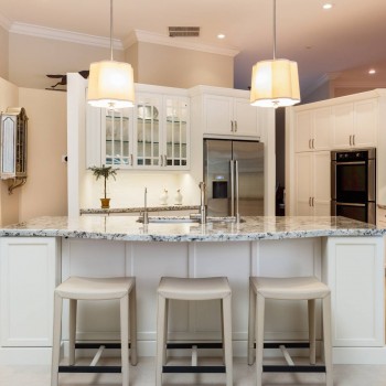Modern Classical Kitchen